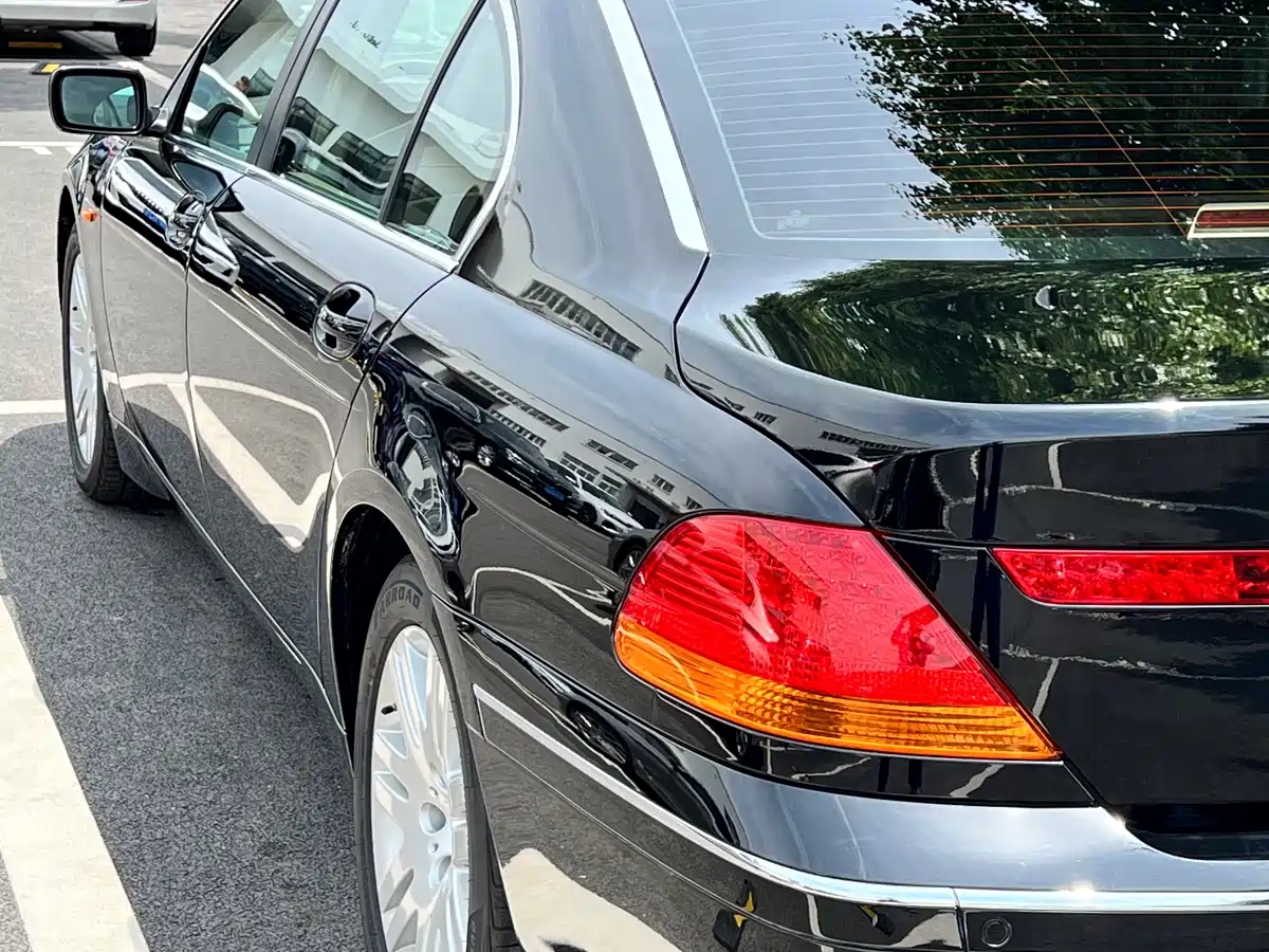 BMW 7 Series 2004 730Li фото 27