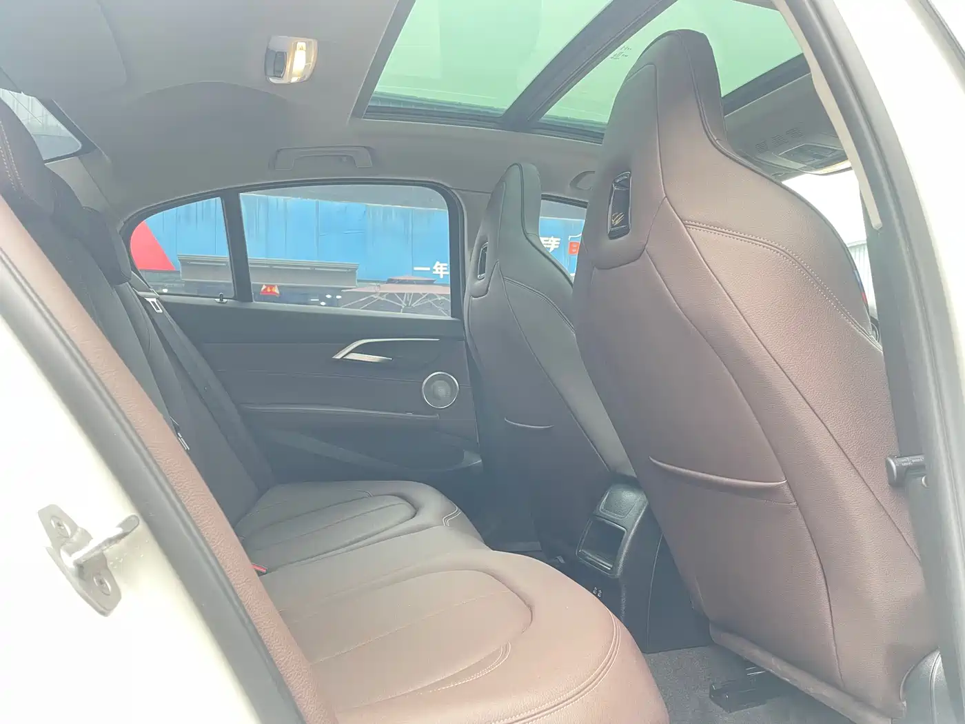BMW 1 Series 2022 125i M Sport Shadow Edition фото 9