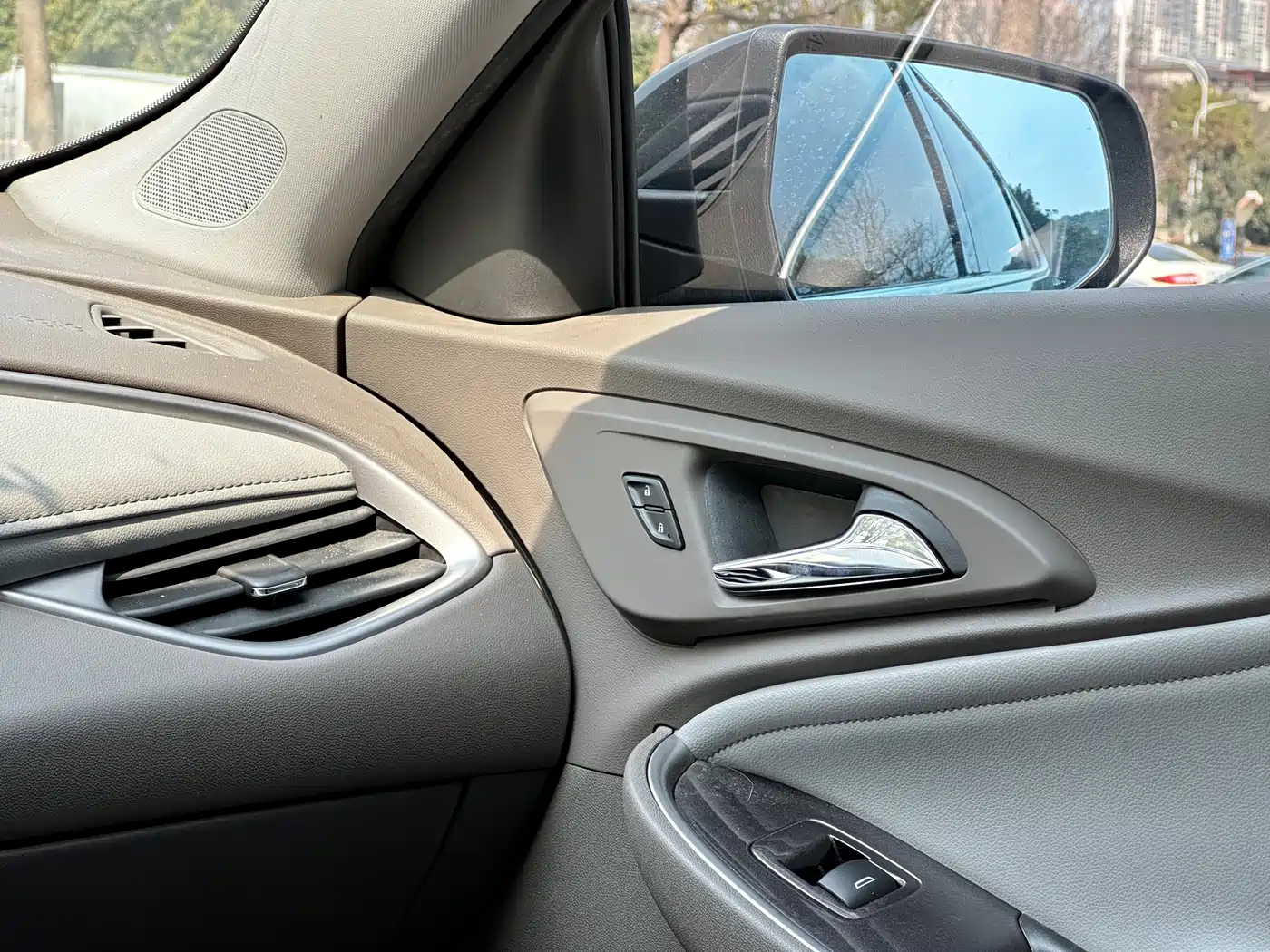 Chevrolet Malibu XL 2018 530T Auto RuiXiang Edition фото 21