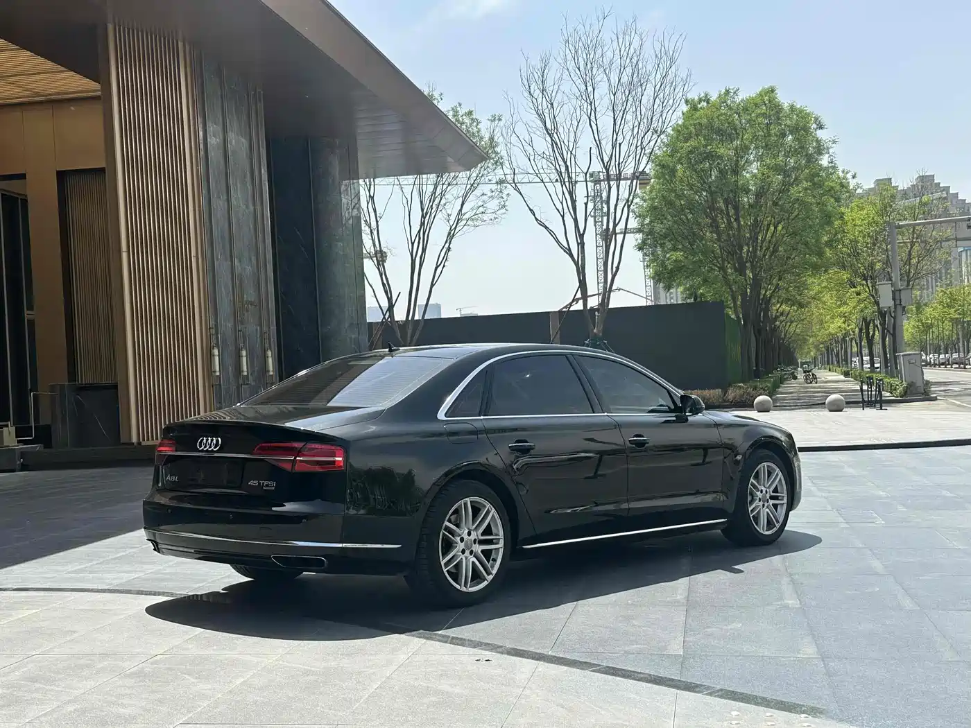 Audi A8 2016 A8L 45 TFSI quattro Comfort фото 3