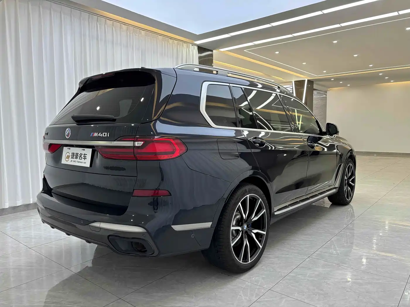 BMW X7 2020 xDrive40i Premium M Sport Package фото 12