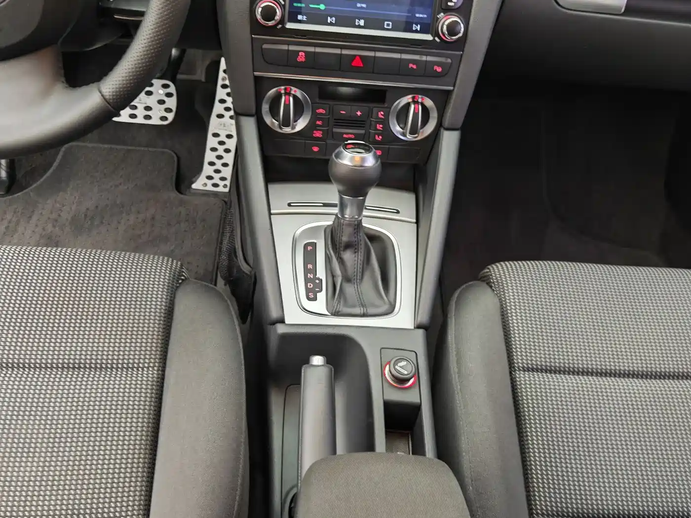 Audi A3 (Import) 2012 Model Sportback 1.8T Prestige Type фото 21