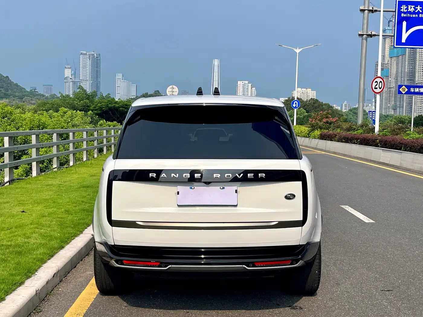 LAND ROVER RANGE ROVER