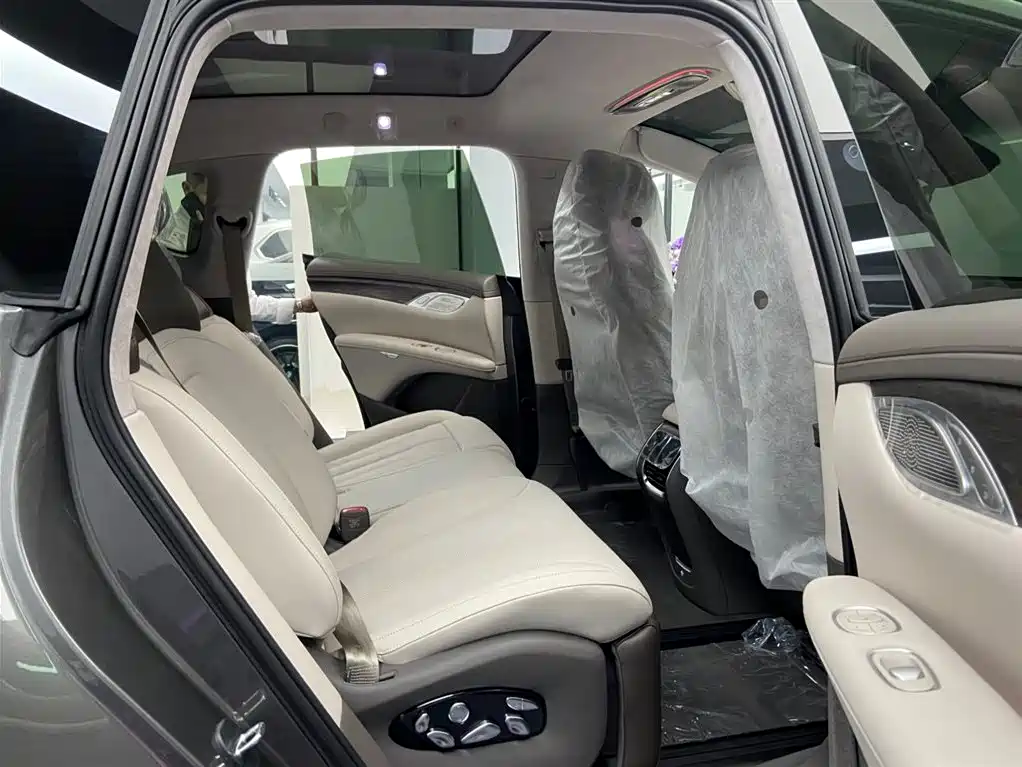 ZHIJI AUTOMOBILE ZHIJI LS7