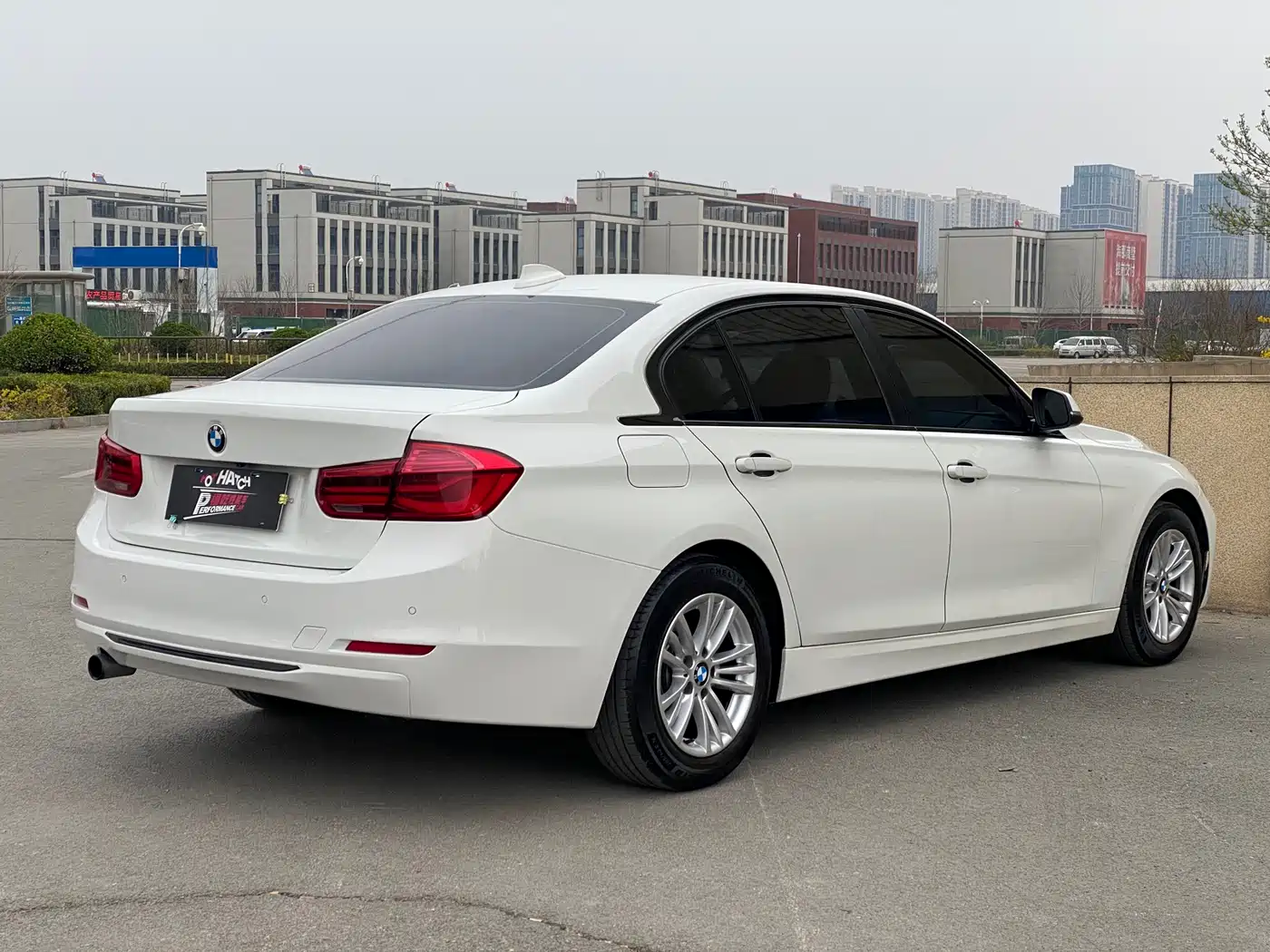BMW 3 Series 2015 316Li Manual фото 5