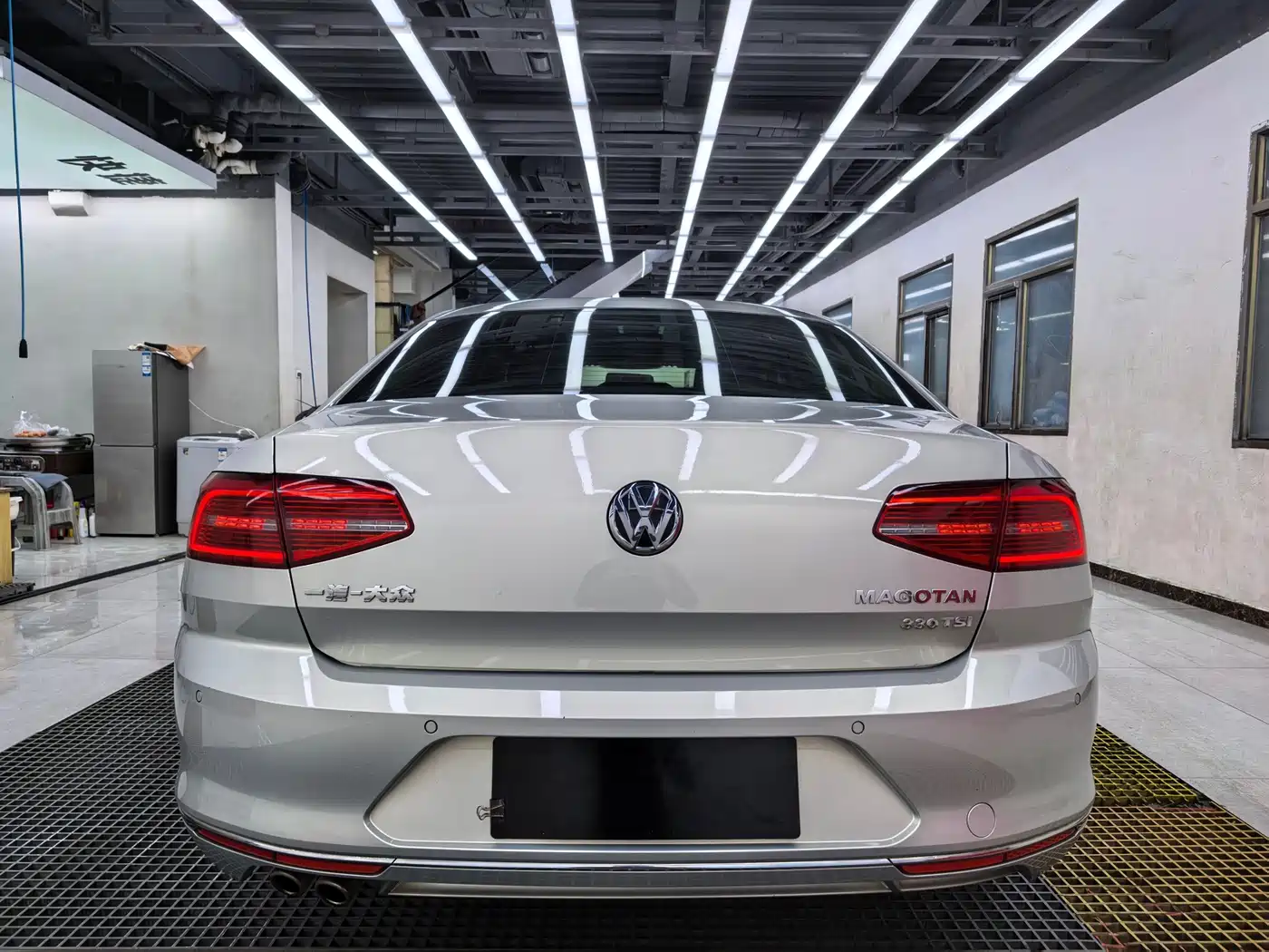 Volkswagen Magotan 2017 330TSI DSG Leading фото 4