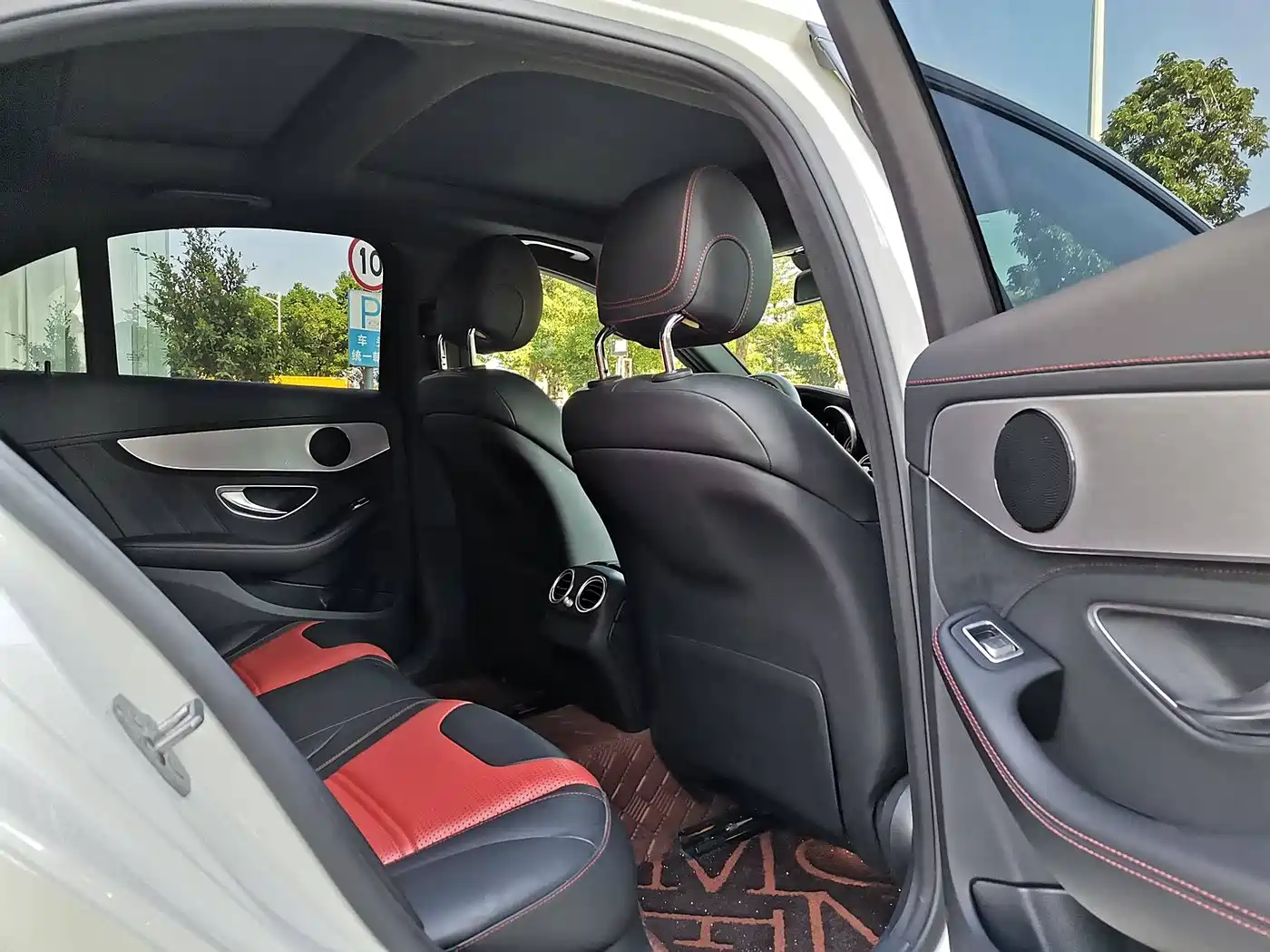 Mercedes-Benz C-Class AMG 2017 AMG C 63 фото 6
