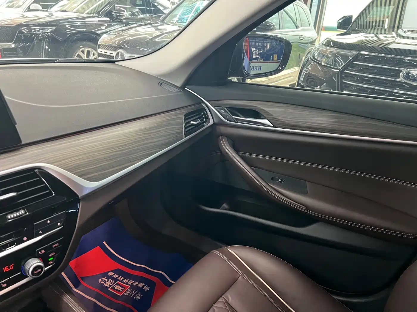 BMW 5 Series 2018 530Li Leading Luxury Package фото 17