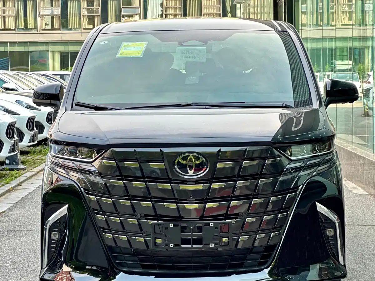 Toyota Alphard 2024 Hybrid 2.5L Ultimate Enjoyment Edition