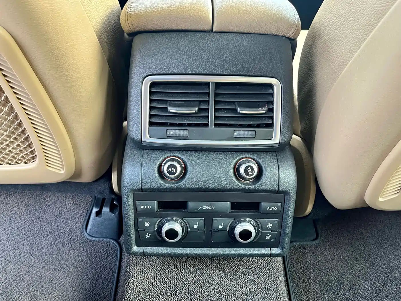 Audi Q7 2011 3.0 TFSI Comfort (200kW) фото 17