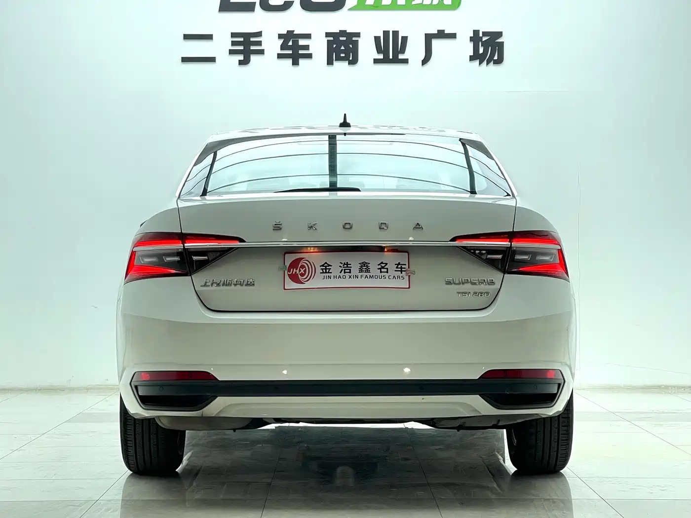 Škoda Superb 2019 TSI280 DSG Standard Edition фото 22