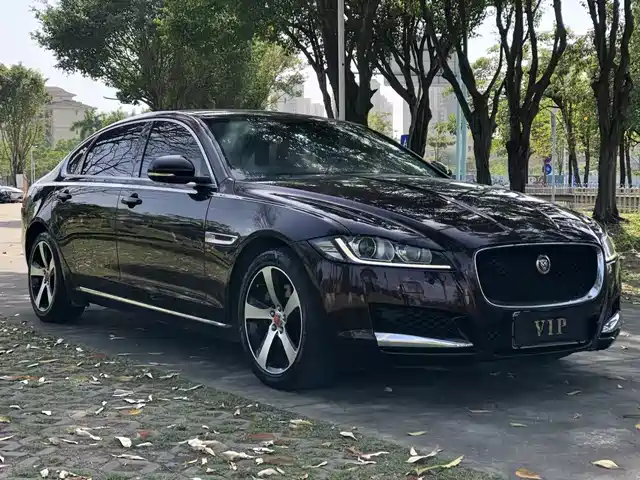 JAGUAR XFL