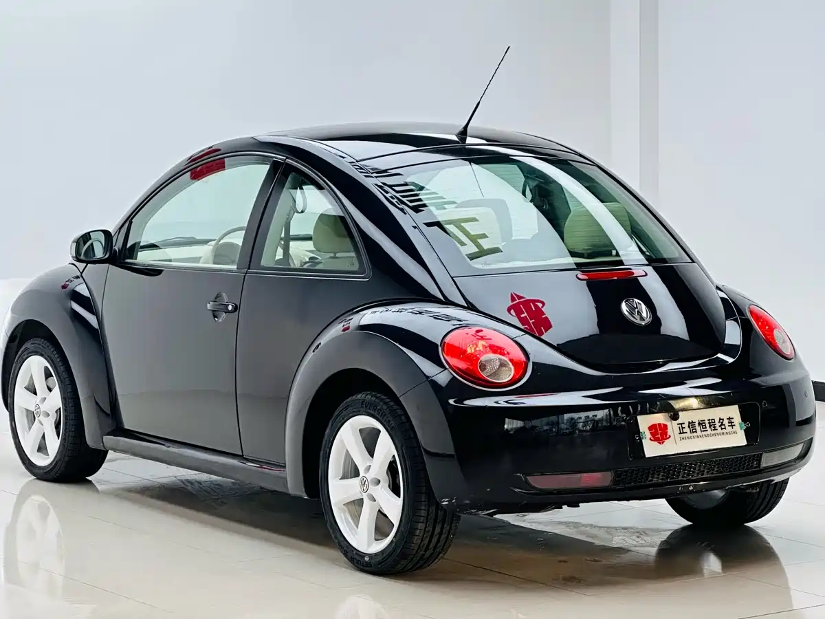 Volkswagen Beetle 2008 1.8T AT Luxury фото 24