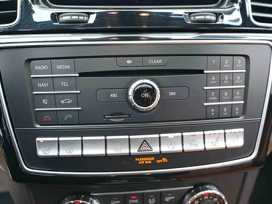 Mercedes-Benz GLS 2016 GLS 500 4MATIC фото 11