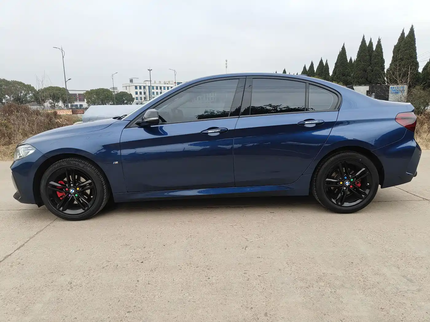 BMW 1 Series 2021 120i M Sport Shadow Edition фото 2