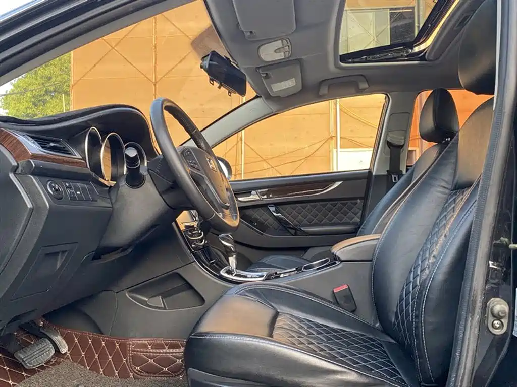Zotye Z500 2015 2015 1.5T CVT Premium