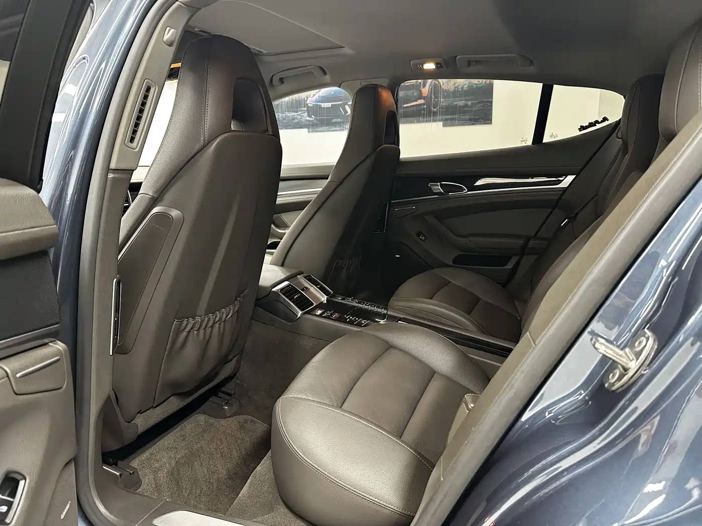 Porsche Panamera 2014 Panamera 4 3.0T фото 11