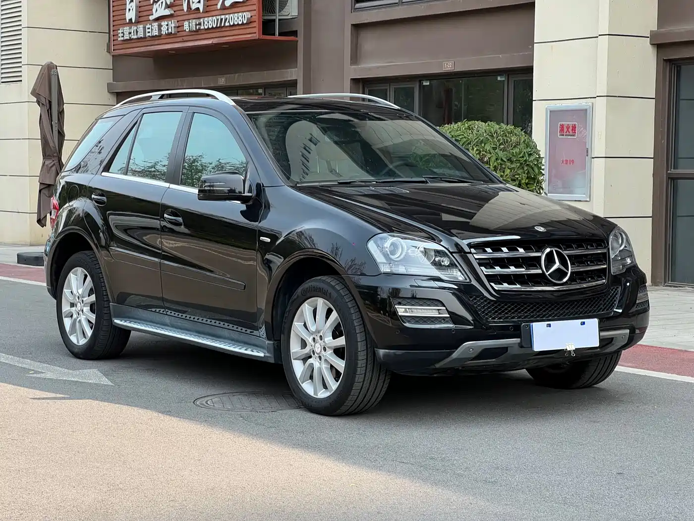 Mercedes-Benz M-Class 2010 ML 350 4MATIC Luxury фото 3