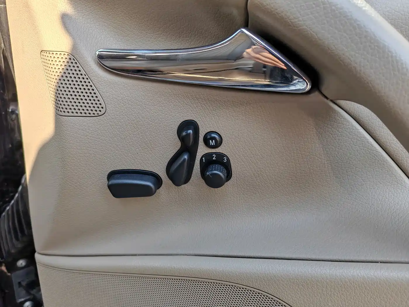Mercedes-Benz Viano 2013 Model 3.0L Navigation Edition фото 29