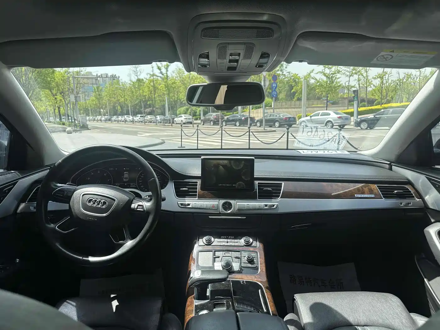 Audi A8 2016 A8L 45 TFSI quattro Comfort фото 8