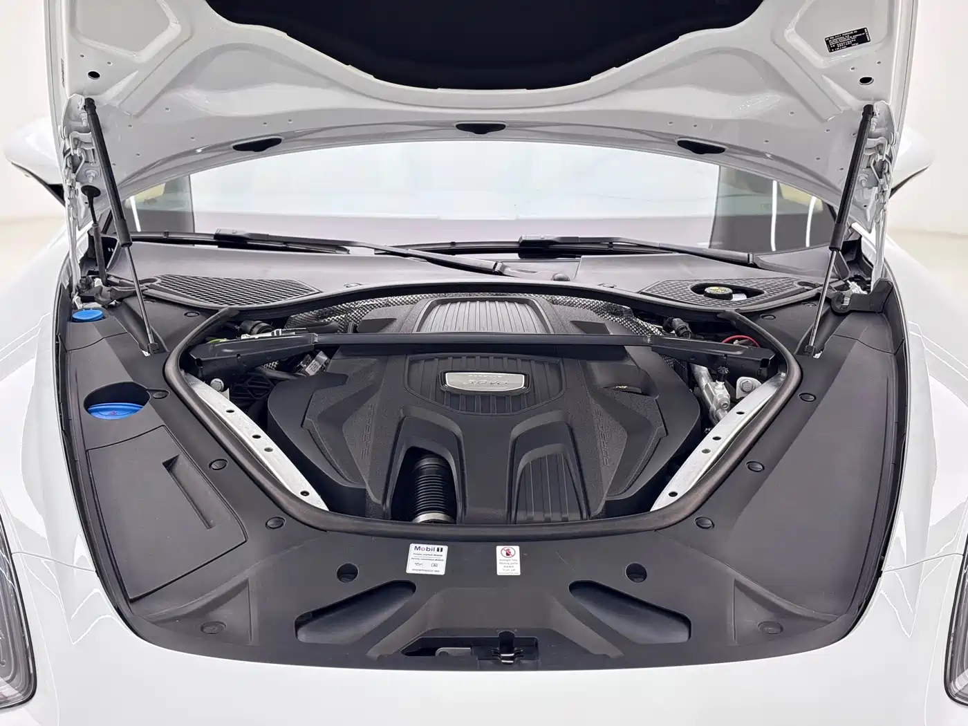 Porsche Panamera 2017 Panamera 3.0T фото 23