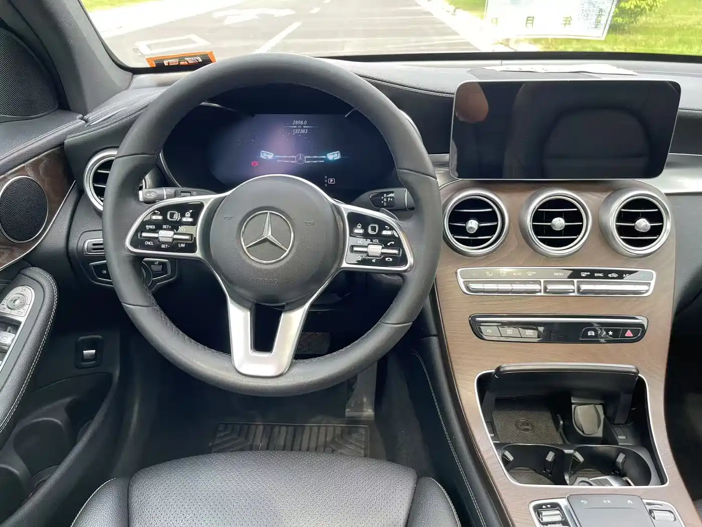 Mercedes-Benz GLC 2020 GLC 300 L 4MATIC Dynamic фото 12