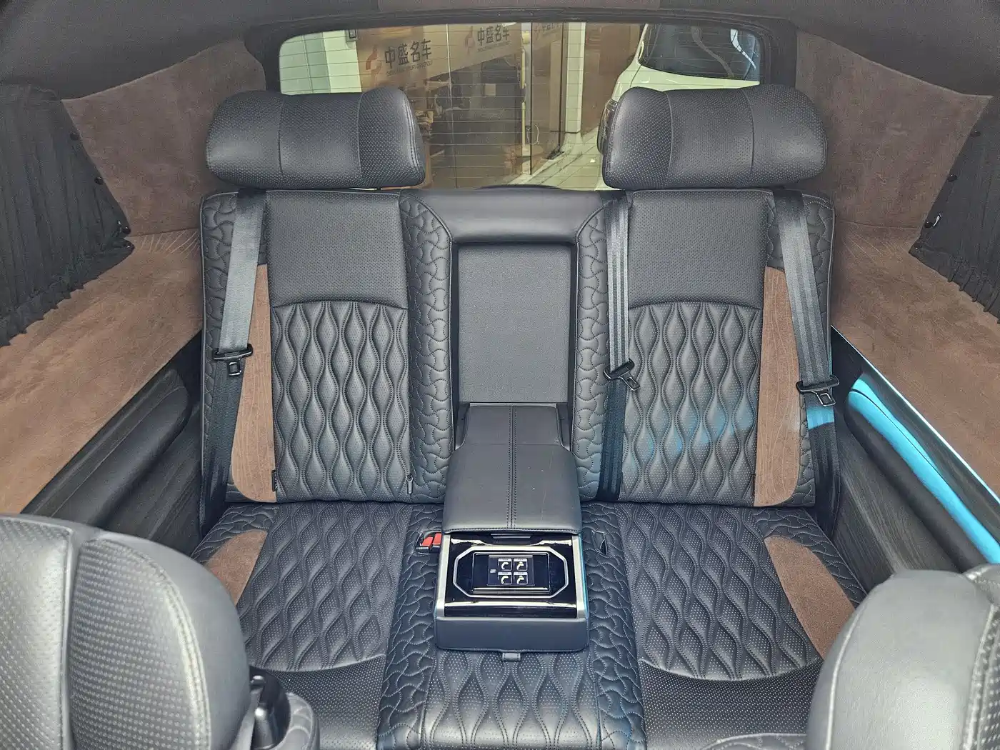 Mercedes-Benz V-Class 2018 V 260 L Premium Long Version China V фото 19