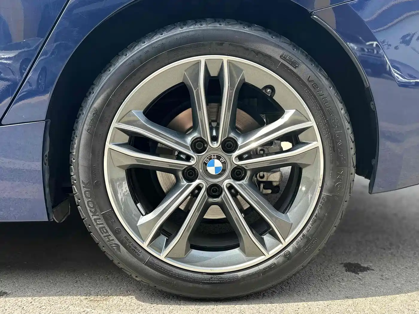 BMW 1 Series 2018 Facelift 118i Sport фото 12