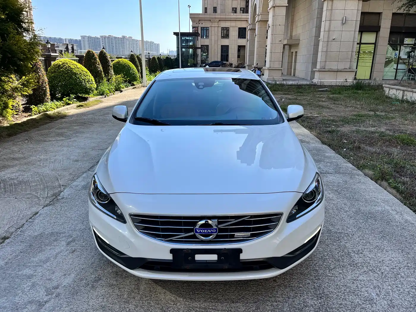 Volvo S60 Plug-in Hybrid 2015 2015 S60L E-Drive Hybrid T6 Intelligent Edition