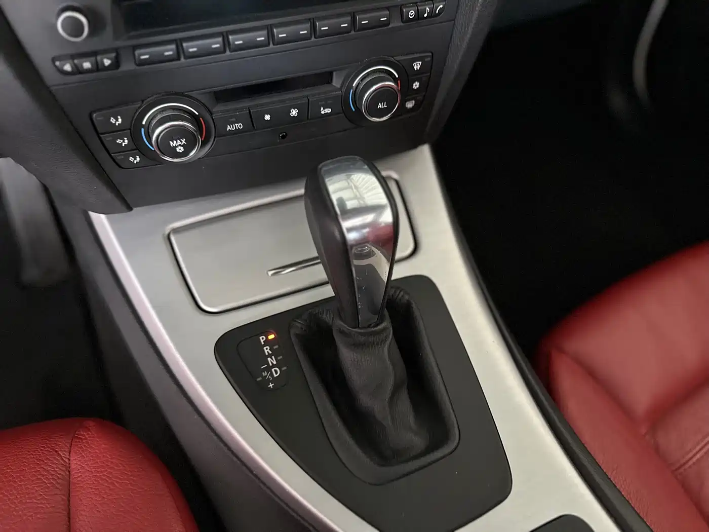 BMW 3 Series (Import) 2011 320i Coupe фото 15