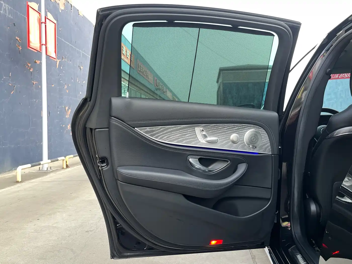 Mercedes-Benz E-Class 2022 Facelift III E 300 L Luxury фото 10