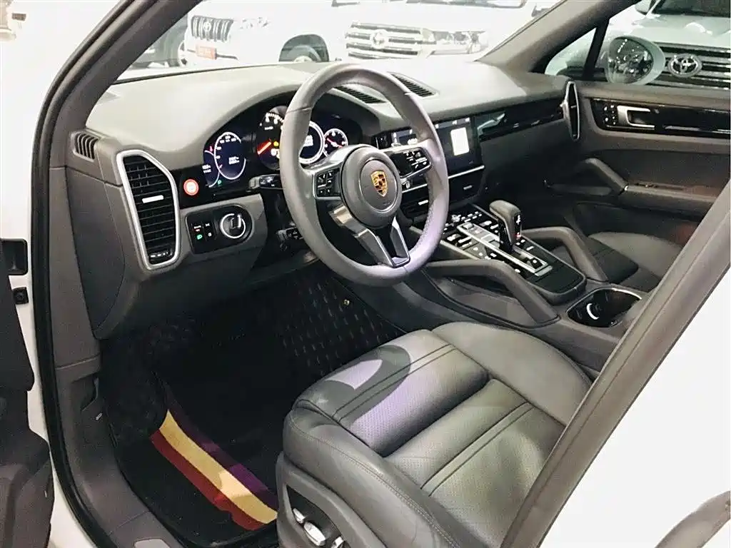 Porsche Cayenne 2019 Cayenne 3.0T фото 9