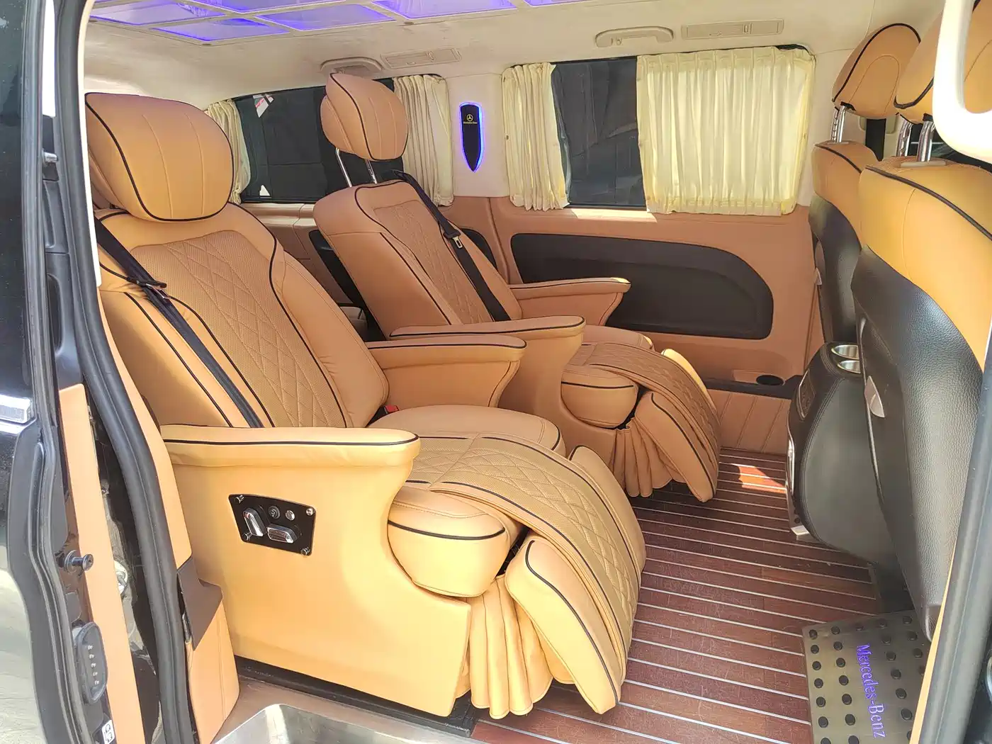 Mercedes-Benz Vito 2018 2.0T Elite Edition 7-seater China VI фото 9