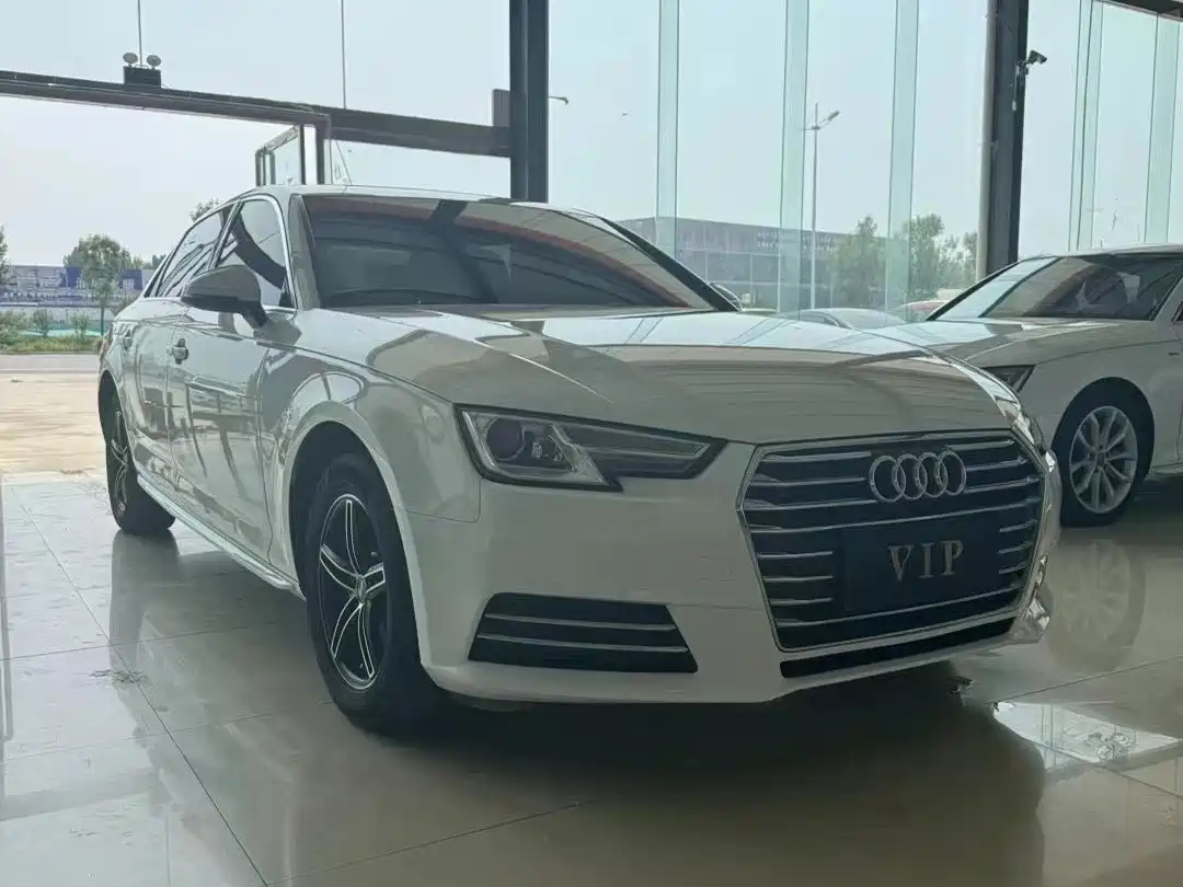 Audi A4L 2017 40 TFSI Progressive фото 3