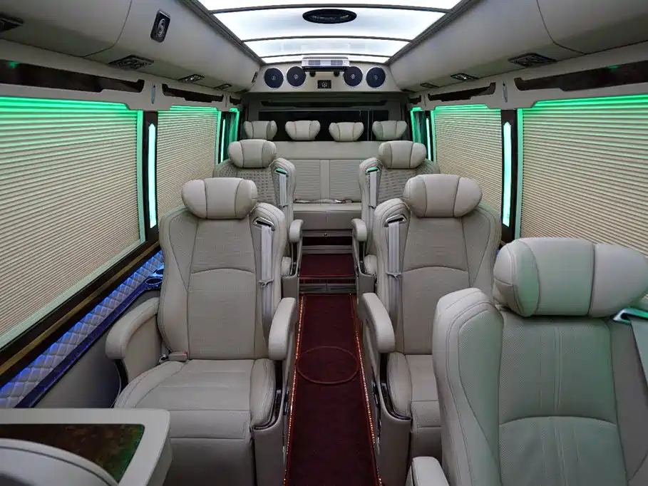 Toyota Coaster 2019 4.0L Premium Vehicle GRB53L-ZCMSK 20-seater 9GR фото 15