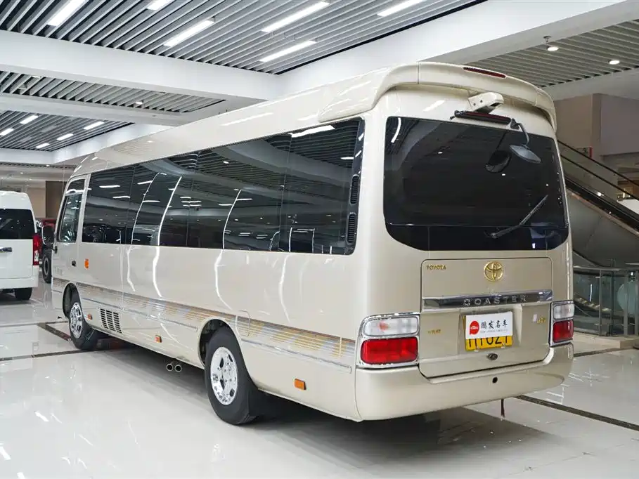Toyota Coaster 2019 4.0L Premium Vehicle GRB53L-ZCMSK 20-seater 9GR фото 21