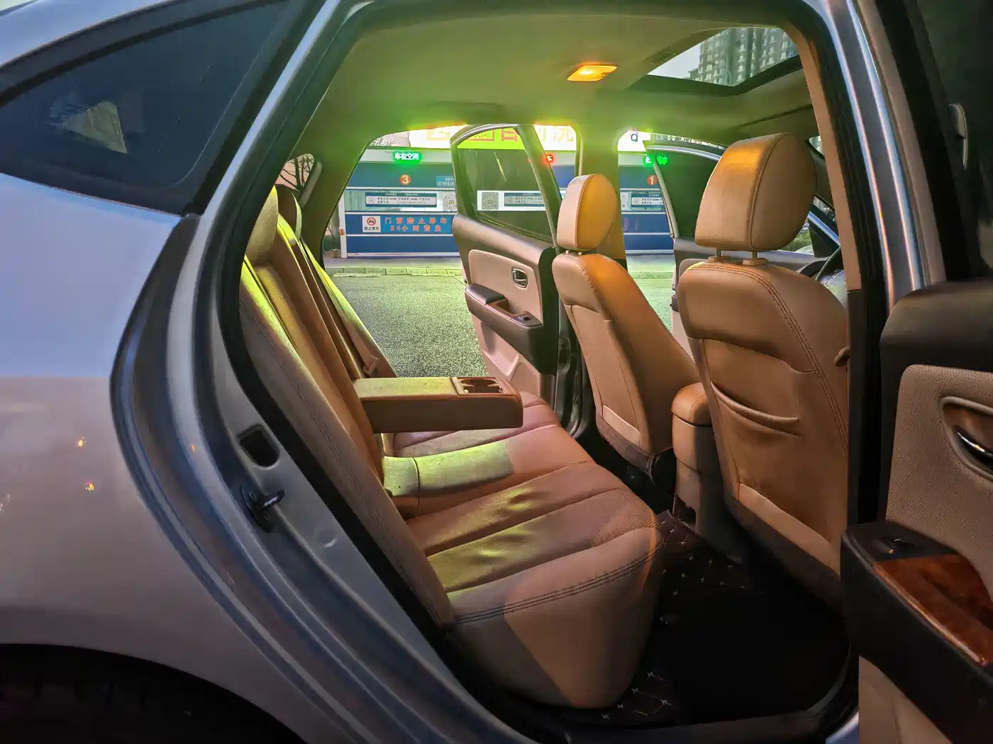 Hyundai Elantra 2011 1.6L Automatic Premium фото 16