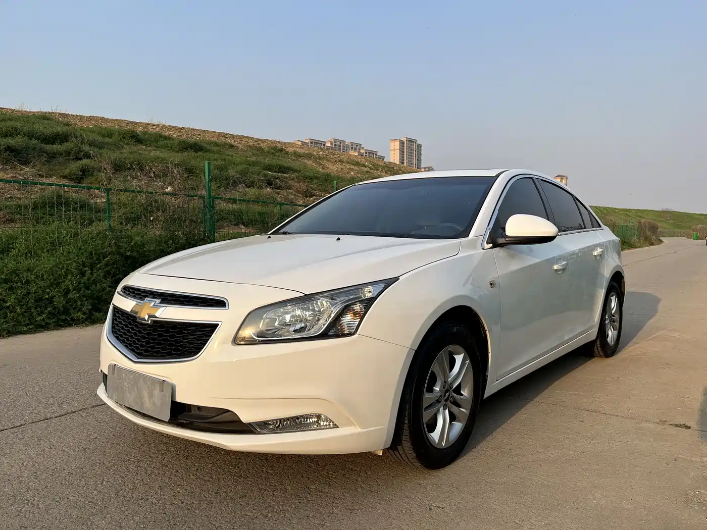 Chevrolet Cruze 2015 1.5L Classic SE AT