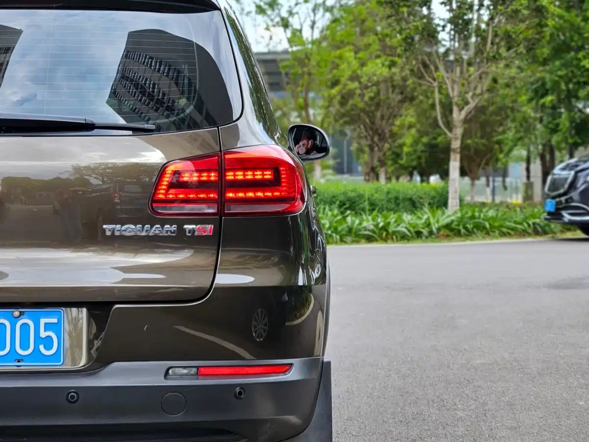 Volkswagen Tiguan 2015 1.8TSI Manual 2WD Limited Edition фото 18