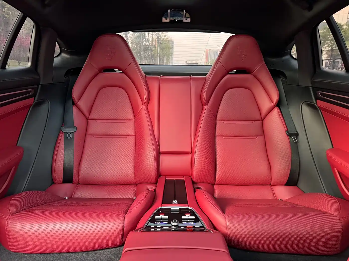 Porsche Panamera New Energy 2023 Facelift Panamera 4 E-Hybrid Platinum Edition 2.9T фото 19