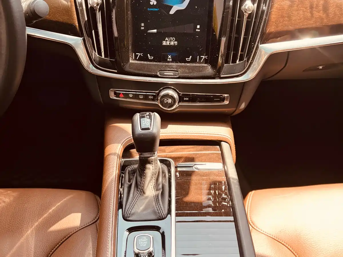 Volvo S90 2017 2018 T4 Inscription Edition