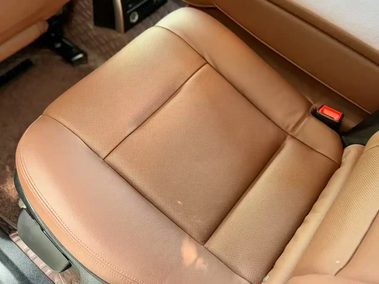 BMW 5 Series GT 2013 535i xDrive Luxury фото 8