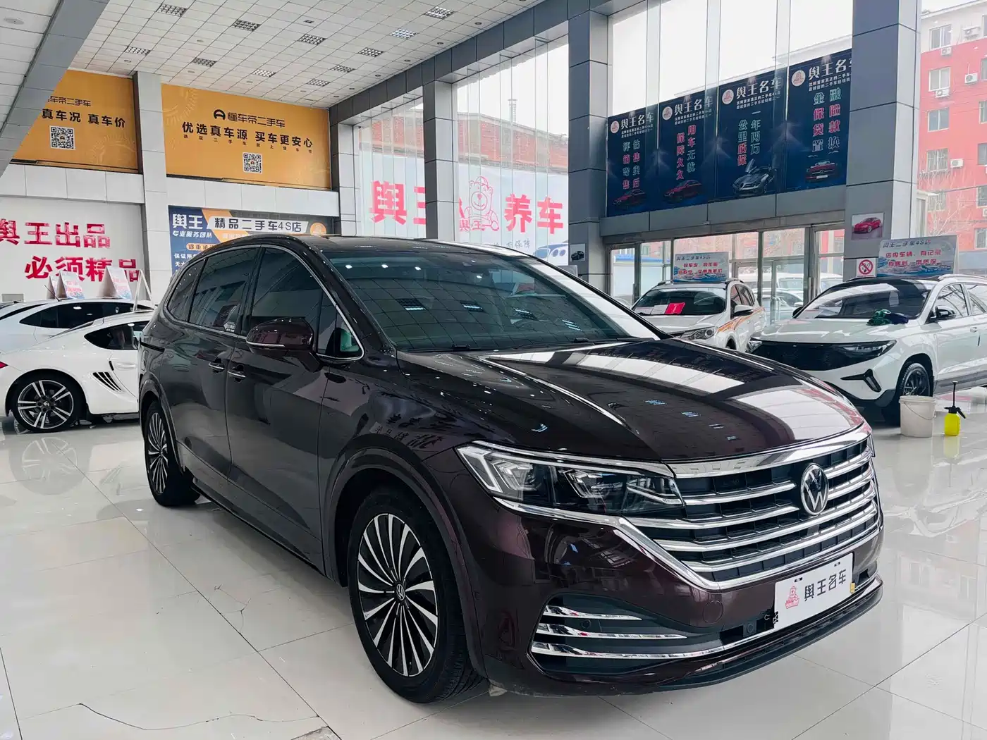Volkswagen Viloran 2020 380TSI Premium фото 2