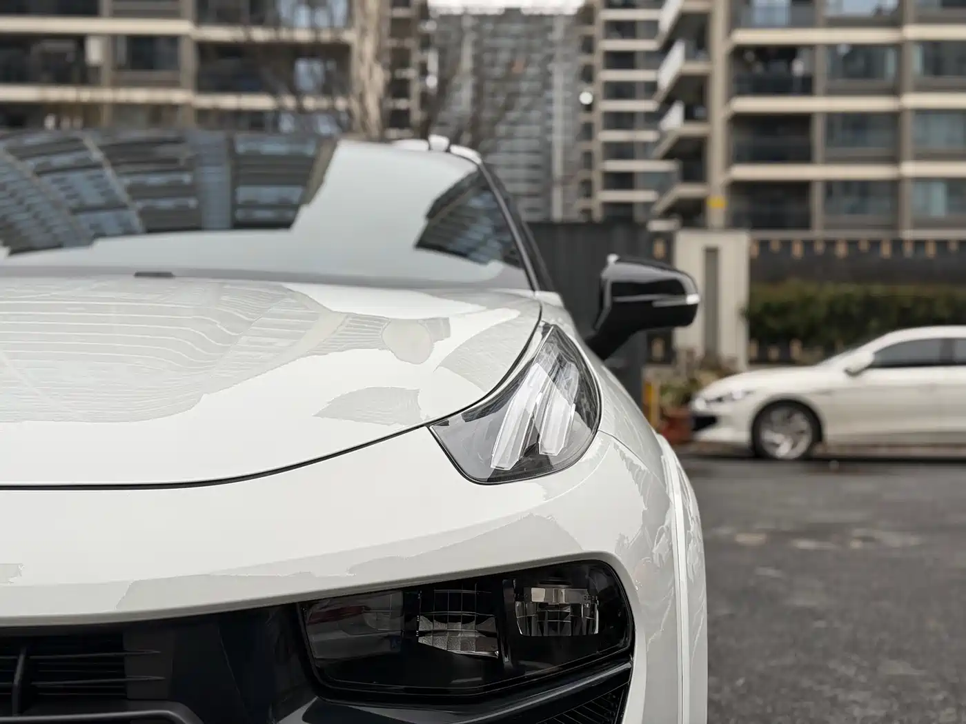 LYNK & CO. 02 HATCHBACK