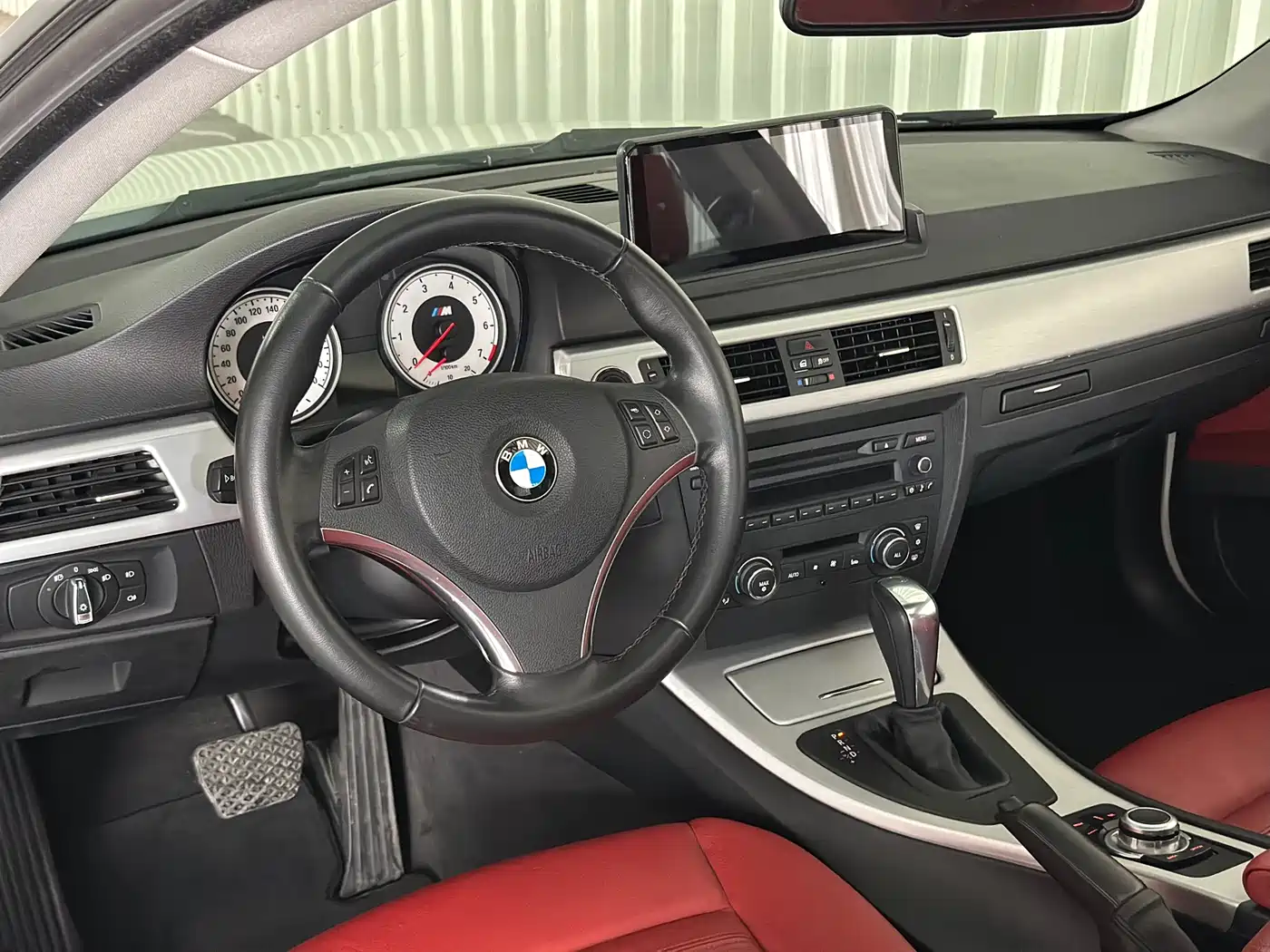 BMW 3 Series (Import) 2011 320i Coupe фото 8