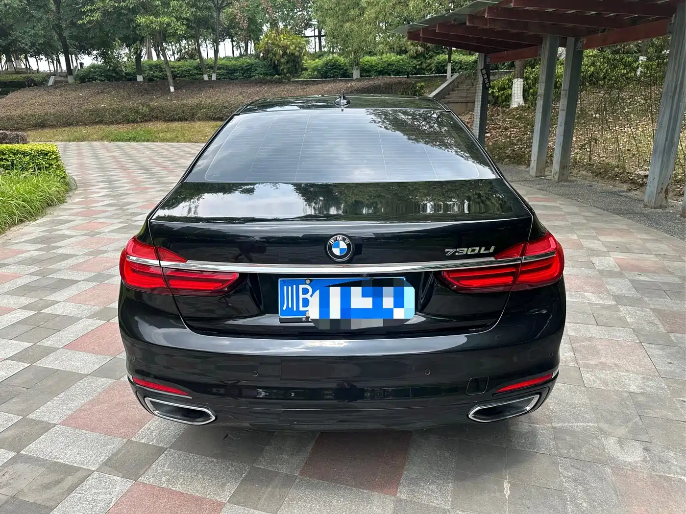 BMW 7 Series 2016 730Li Luxury фото 2