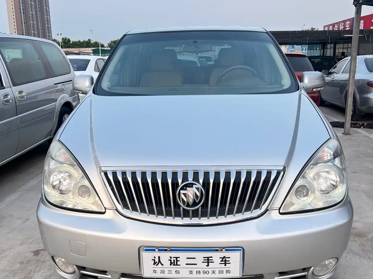 Buick GL8 2014 2.4L Classic Edition фото 2