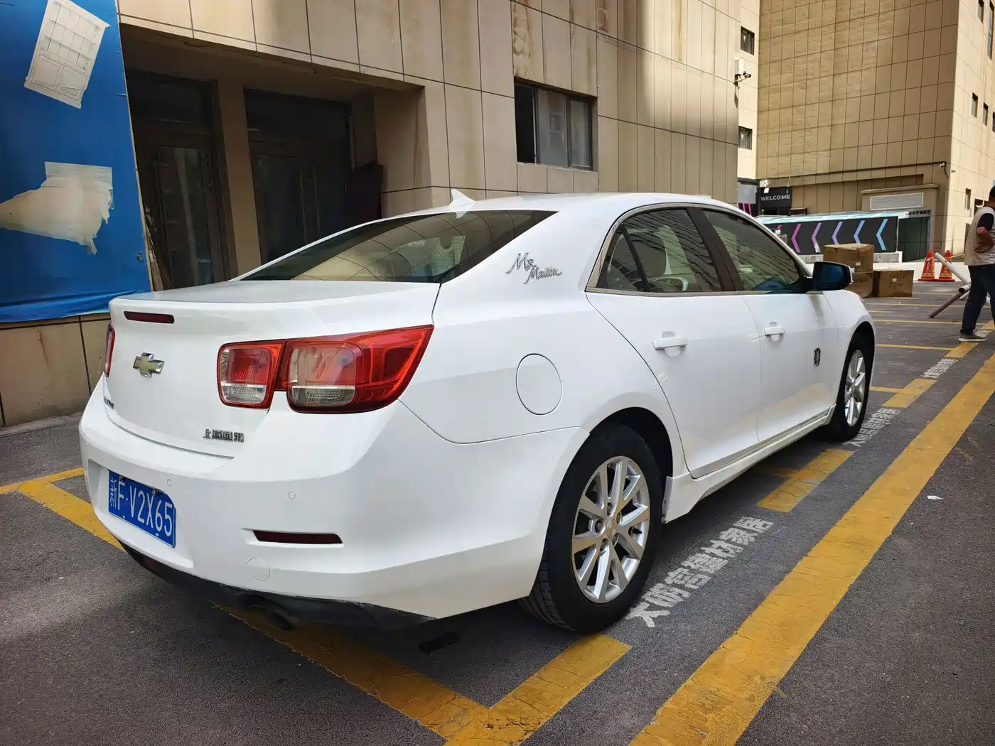 Chevrolet Malibu 2012 2.0L Automatic Luxury Edition фото 8