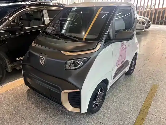 BAOJUN E200