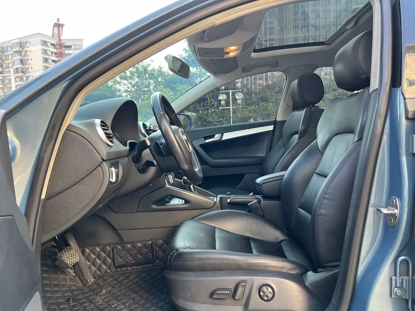 Audi A3 (Import) 2012 Sportback 1.8T Luxury фото 11